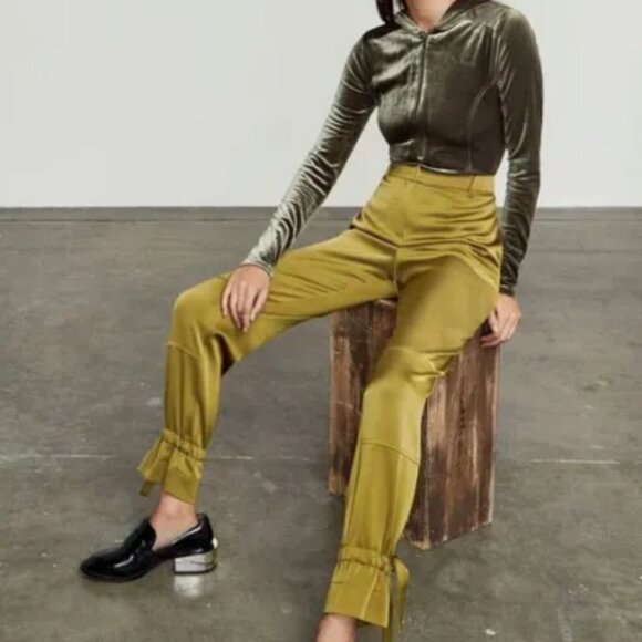 BCBG MAX AZRIA HOODED BODY VELVET OLIVE - Picture 10 of 10